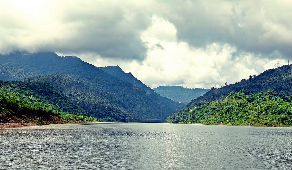 সিলেটের তামাবিল সংলগ্ন শ্রীপুর, নলজুরি পুঞ্জির পাহাড়ের গাঘেসে ঝর্ণা হতে আগত নদী যা সারি নদীর সাথে মিলিত হয়েছে। প্রকৃতির অপার সৌন্দর্য বেষ্টিত নদী, পাহাড় আর মেঘের নীল-সবুজের রং-তুলির কল্পনার দৃশ্য যা ভ্রমন বিলাসীদের আকৃষ্ট করবে। ছবি-সুমন দে। সিলেটের তামাবিল সংলগ্ন শ্রীপুর, নলজুরি পুঞ্জির পাহাড়ের গাঘেসে ঝর্ণা হতে আগত নদী যা সারি নদীর সাথে মিলিত হয়েছে। প্রকৃতির অপার সৌন্দর্য বেষ্টিত নদী, পাহাড় আর মেঘের নীল-সবুজের রং-তুলির কল্পনার দৃশ্য যা ভ্রমন বিলাসীদের আকৃষ্ট করবে। ছবি-সুমন দে।