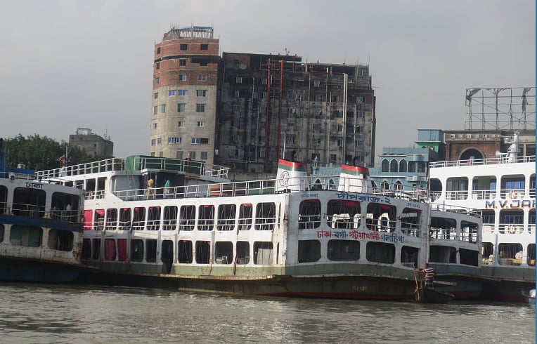 ছেড়ে যাবার অপেক্ষা 