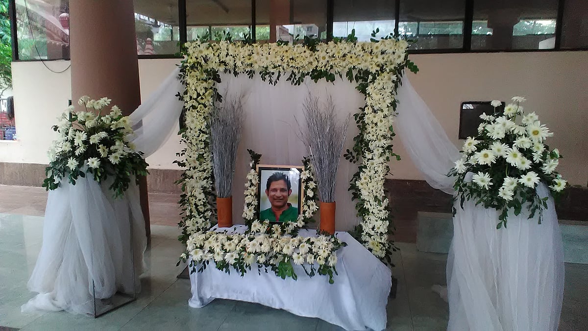 উৎপল দা, যে স্মৃতি শুধুই দুঃখের