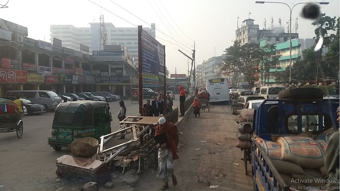 কচুক্ষেত রাস্তায় যানজট ও ঝুঁকি