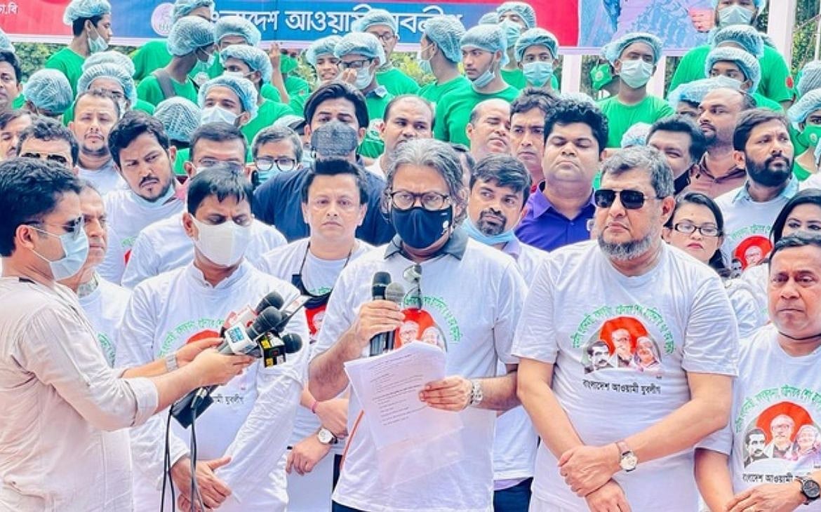ক্রান্তিলগ্নে মানুষের পাশে মানবিক যুবলীগ