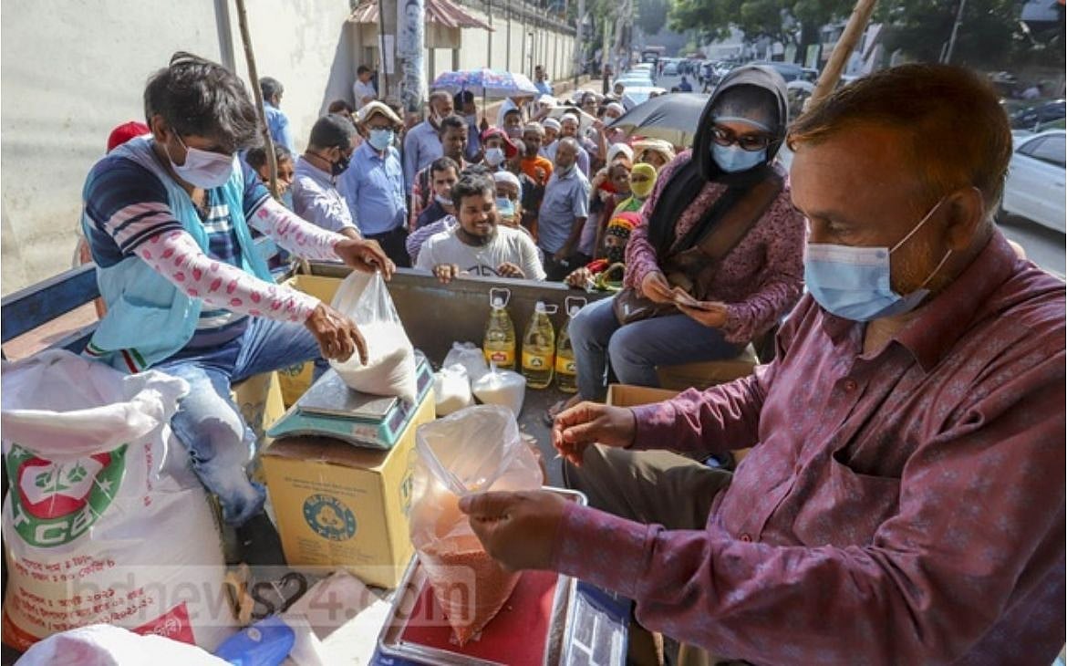 এদেশে দাম না কমার রেওয়াজ শুনেছি