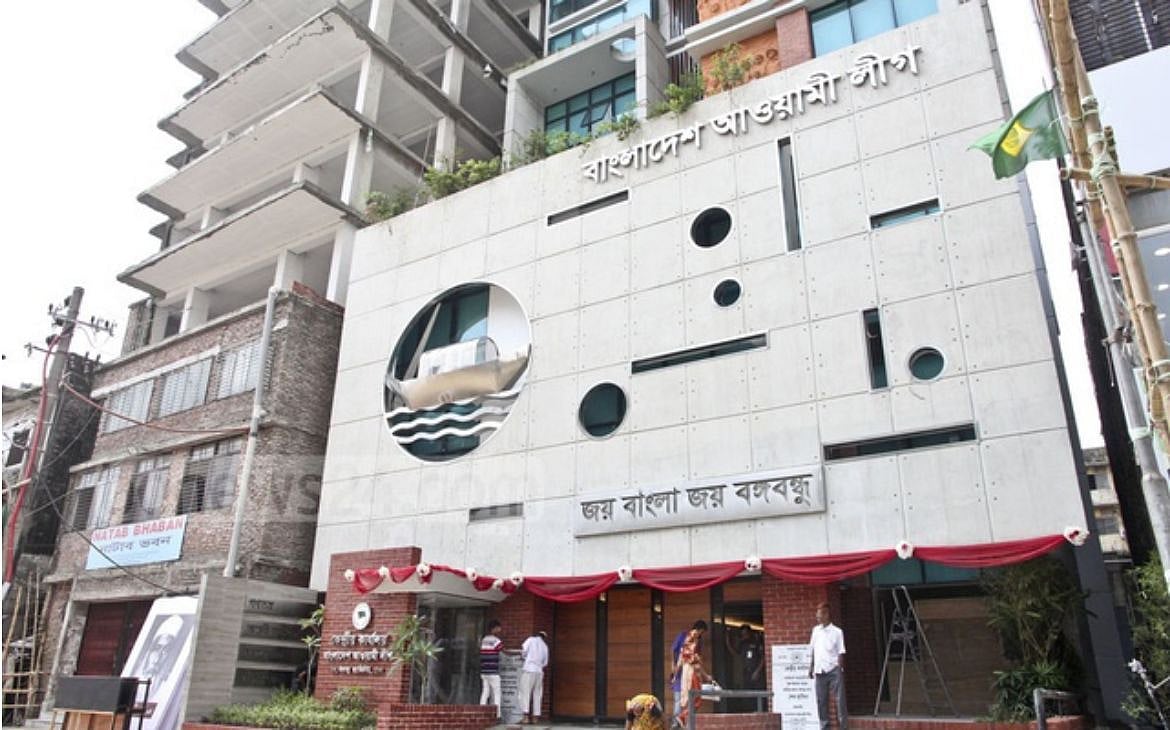 আওয়ামী লীগে যেন পরগাছা না বাড়ে