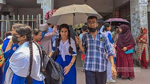 শিশুদের স্কুলে যাওয়াটা ঝুঁকিপূর্ণ: অধ্যাপক আব্দুল্লাহ