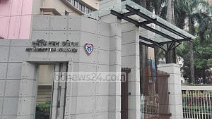 সিঙ্গাপুরে অর্থপাচার: এস আলমের বিরুদ্ধে বন্ধ অনুসন্ধান ফের শুরু