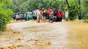 বন্যা: পানি উন্নয়ন বোর্ডের কর্মকর্তাদের ছুটি বাতিল