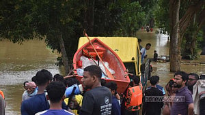 বন্যার্তদের ৯৮ লাখ টাকা দিচ্ছে আইআরডি, এনবিআর