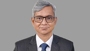 বিটিভির মহাপরিচালক জাহাঙ্গীর আলম ওএসডি