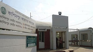 কারাগারে যেভাবে কাটল মমতাজ-আইভিদের ঈদ, যা খেলেন