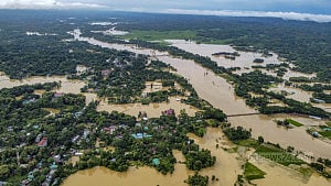 ছবিতে খাগড়াছড়ির বন্যা ও দুর্ভোগ