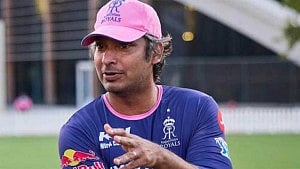 ‘সাদা বলে ইংল্যান্ডকে কোচিং করাতে পারা হবে রোমাঞ্চকর’