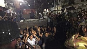 মসজিদের মাইকিংয়ে ডাকাতির খবর, মোহাম্মদপুরবাসীর নির্ঘুম রাত