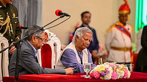 দপ্তর বণ্টনে ইউনূসের হাতে ২৭ মন্ত্রণালয় ও বিভাগ