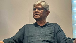 চীনকে সুদহার কমানো ও ঋণ পরিশোধের মেয়াদ বাড়ানোর প্রস্তাব