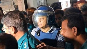 নিজেই ৭-৮ দিন ‘আয়নাঘরে’ ছিলাম: আদালতে জিয়াউল