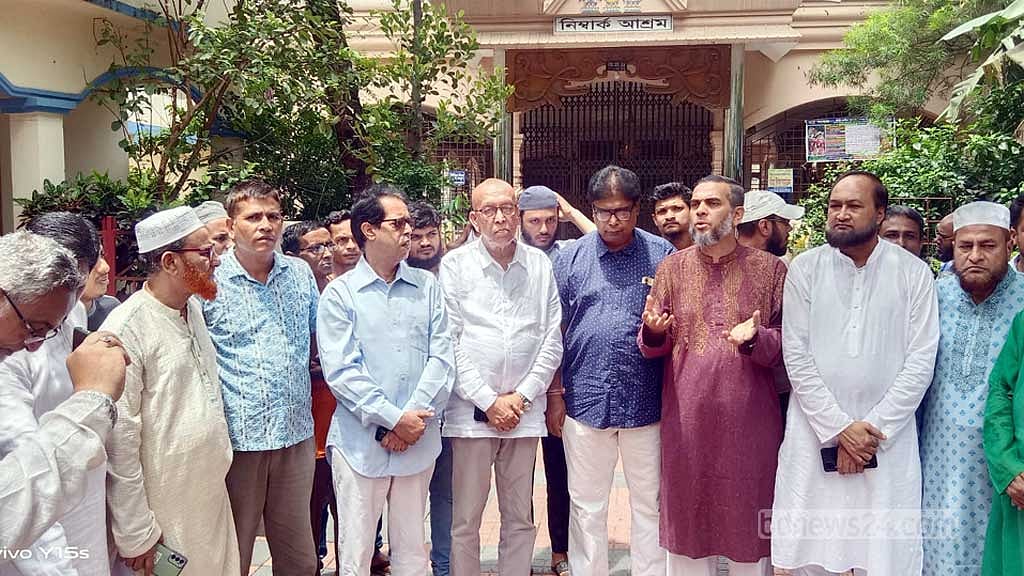 বুধবার সিলেটের জামায়াত নেতারা হিন্দু ও বৌদ্ধ সম্প্রদায়ের উপাসনালয় পরিদর্শন করেন।