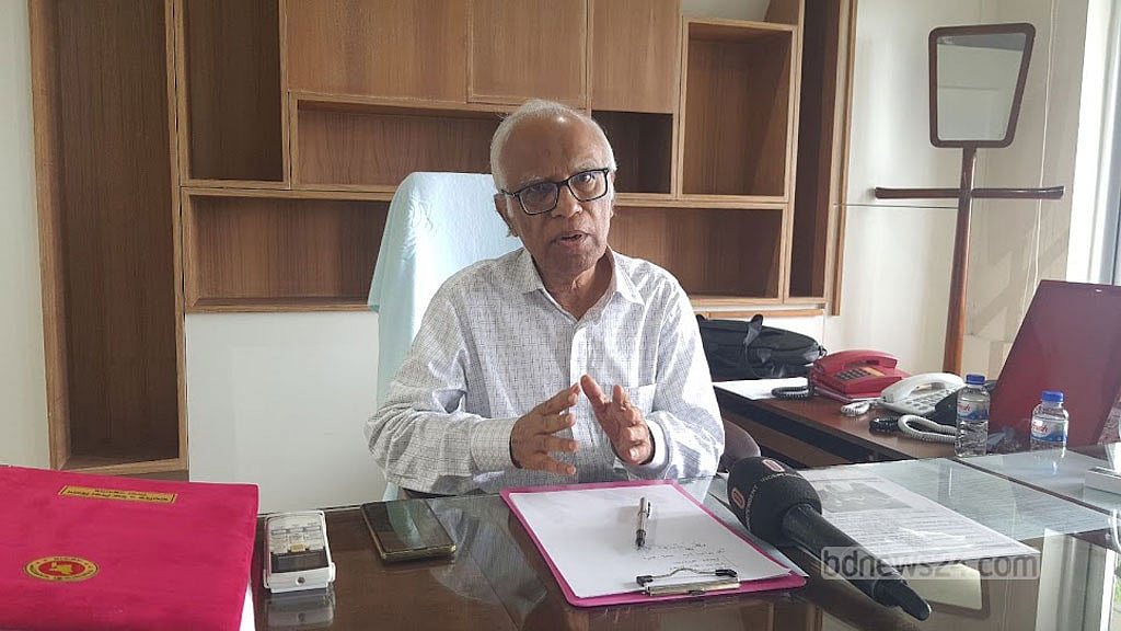 শিক্ষা উপদেষ্টা ওয়াহিদউদ্দিন মাহমুদ। ফাইল ছবি। 