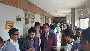 পদোন্নতিতে কোটা কমানোর প্রস্তাবে সচিবালয়ে জনপ্রশাসন কর্মকর্তাদের অবস্থান