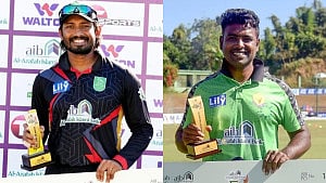 এনামুলের অপরাজিত সেঞ্চুরি, ক্যারিয়ার সেরা বোলিংয়ে আবারও ম্যাচ-সেরা আলাউদ্দিন