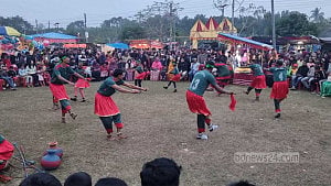 বাগেরহাটে হল ঐতিহ্যবাহী লাঠি খেলা