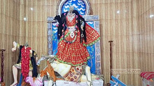 জামালপুরে মন্দিরে প্রতিমা ভাঙচুর, স্বর্ণালংকার চুরি