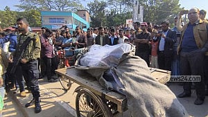 আধিপত্যের সংঘাত: ইউপি সদস্য ও তার ছেলেসহ নিহত ৩