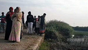 নাটোরে বিল থেকে যুবকের রক্তাক্ত লাশ উদ্ধার