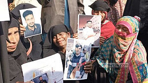 দালালচক্র অধরা, তবুও ঝুঁকি নিয়ে লিবিয়া হয়ে ইতালির পথে