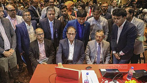 ভর্তি: সরকারি স্কুলে ৯৮ হাজার নির্বাচিত, বেসরকারিতে ২ লাখ ৭ হাজার