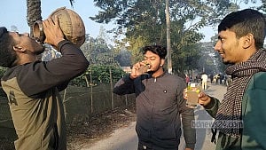 খেজুর রসের স্বাদ নিতে শেরপুরে ‘রসের ট্যুর’