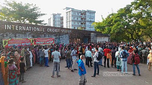 বেতন হয়নি ন্যাশনাল টির শ্রমিকদের, যোগ দেননি কাজেও