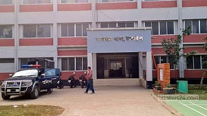 ২ বছরের ছেলেকে হত্যা করে পুকুর পাড়ে ফেলেন ‘মা’