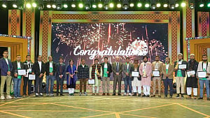 ওয়ালটন ও সেইফ ইলেকট্রিক্যাল অ্যাপ্লায়েন্সের পরিবেশক সম্মেলন অনুষ্ঠিত