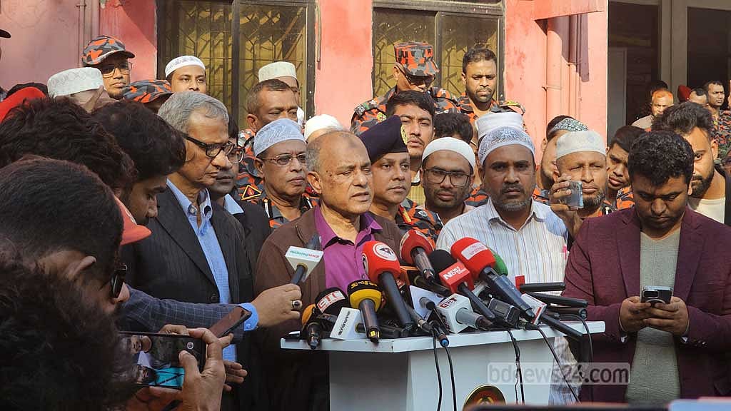 স্বরাষ্ট্র উপদেষ্টা মো. জাহাঙ্গীর আলম চৌধুরী।