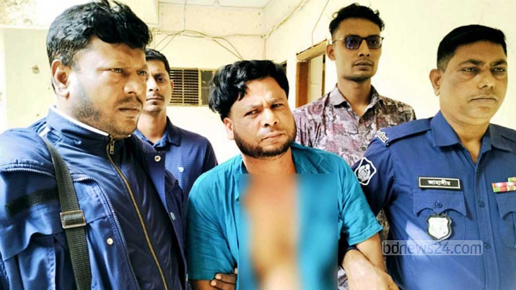 এক আত্মীয়ের বাসা থেকে হাছান মিয়াকে গ্রেপ্তার করেছে পুলিশ। 