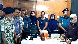 চট্টগ্রামে কোকেনের চালানের নেপথ্যে ‘নাইজেরীয় চক্র’: অধিদপ্তর