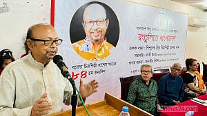 চারুকলায় পড়াটাও সমাজ বাঁকা চোখে দেখত: হাশেম খান