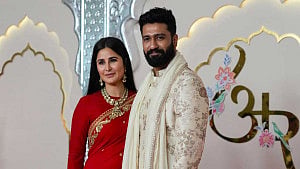 ক্যাটরিনা মা হচ্ছেন? যা বললেন ভিকি