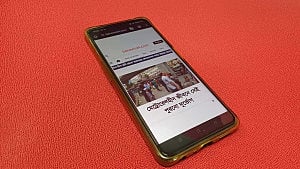 Lower internet prices or face consequences: Taiyeb to phone operators
