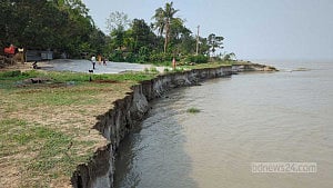উত্তরে বন্যা পরিস্থিতির ‘অবনতির’ আভাস
