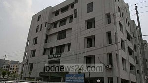কোটা আন্দোলন: আদালতের নির্দেশনা মানতে বলল ইউজিসি