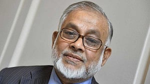যুক্তরাজ্যে মুঈনুদ্দীনের মামলা চালানোর সুযোগের নিন্দায় আইসিএসএফ