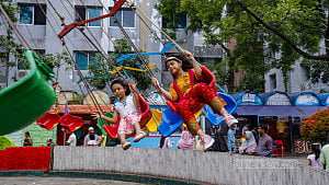 শিশুদের সঙ্গে ঈদ আনন্দে বড়রাও