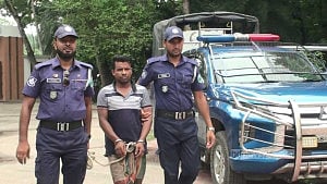 নাটোরে প্রবাসীর স্ত্রীকে খুন করে গহনা নিয়ে পালান ‘প্রেমিক’: পুলিশ