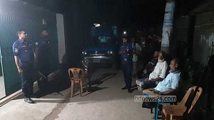 এবার নেত্রকোণা শহরে জঙ্গি আস্তানা সন্দেহে ভবন ঘিরে অভিযান