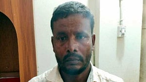 রংপুরে জাল ভোট দিতে গিয়ে আটক ব্যক্তির জেল-জরিমানা