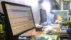 Bank holiday Tuesday, stock market to remain closed