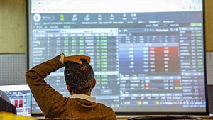 Market cap falls as DSEX continues slide