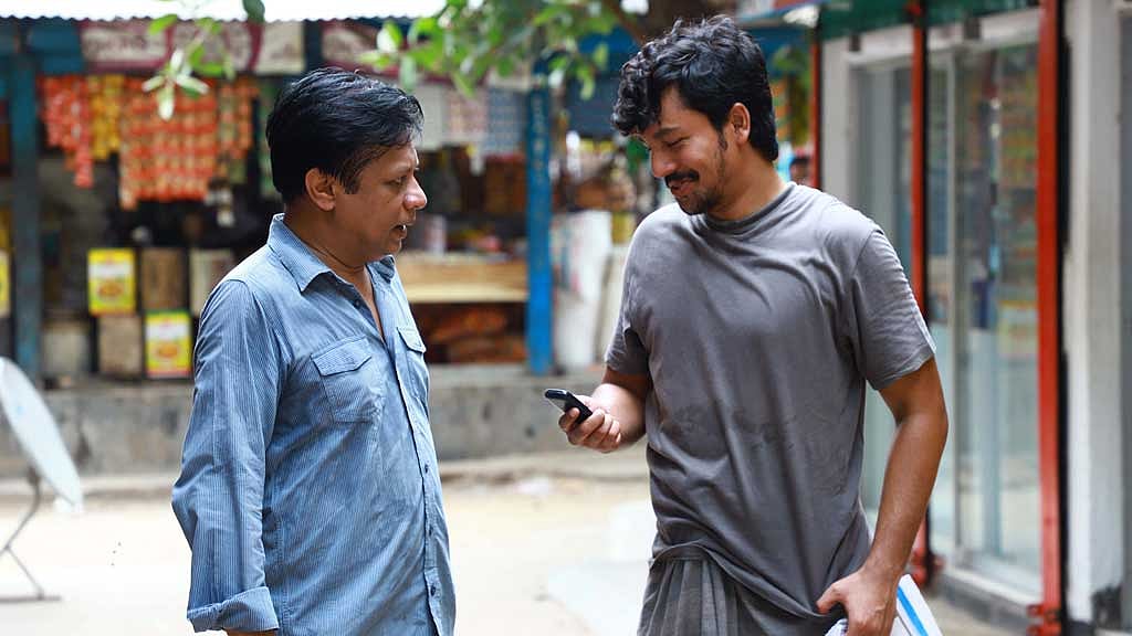নাটকে প্রযুক্তির অপব্যবহার তুলে ধরেছেন নির্মাতা হানিফ সংকেত।