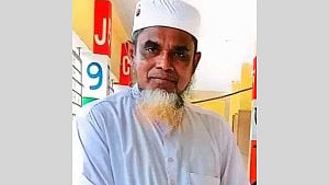 চাঁদপুরে ভোটকেন্দ্রে সহকারী প্রিসাইডিং কর্মকর্তার মৃত্যু